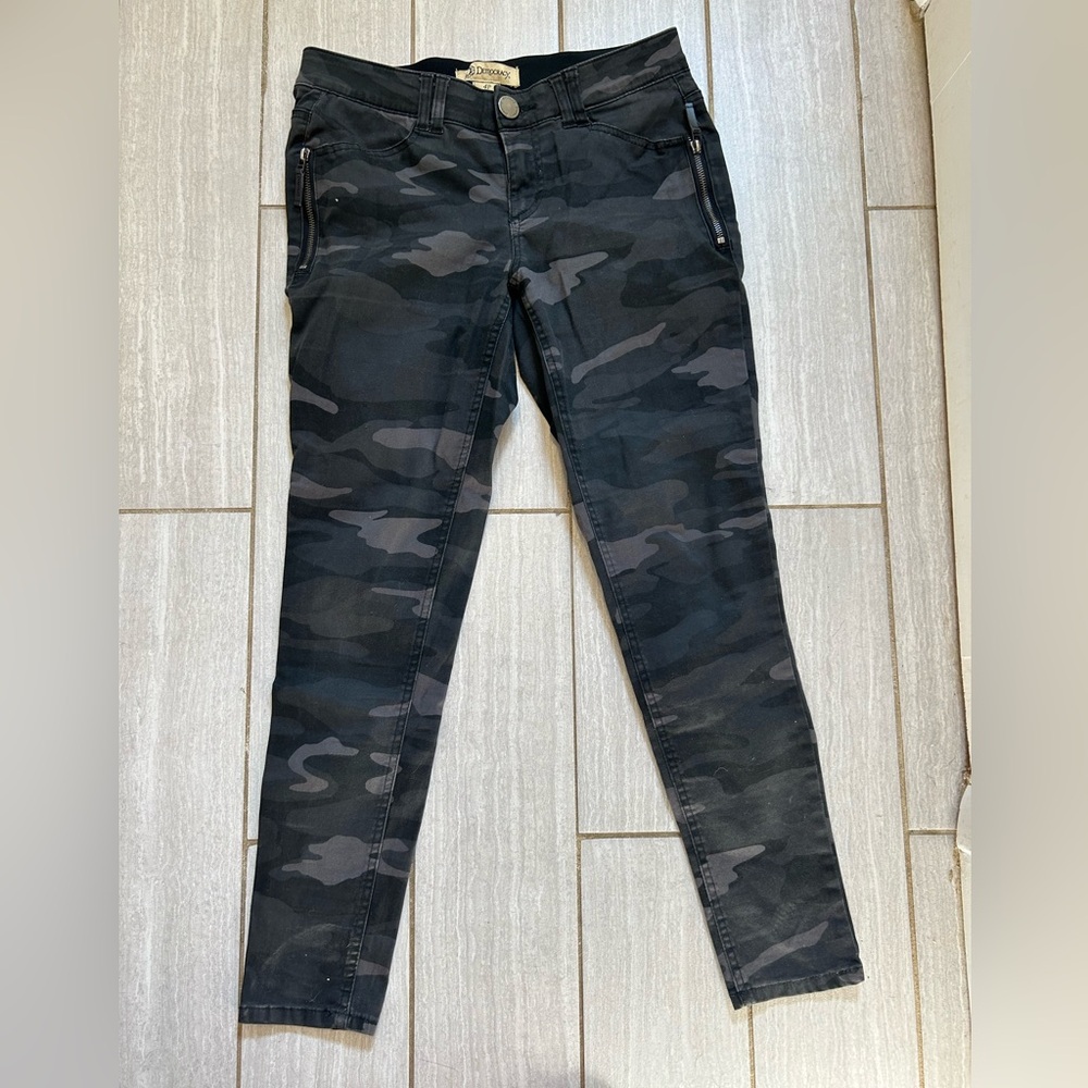 Democracy Ab Technology Black Camo Pants, 4p